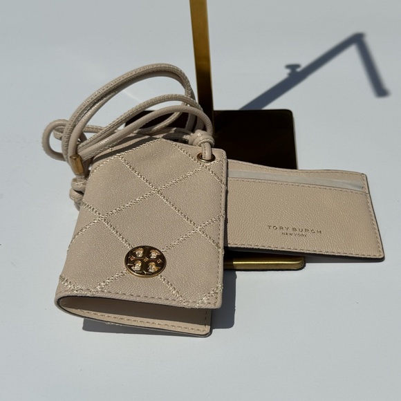 ❤️Tory Burch Leather Lanyard NWT - Picture 3 of 4